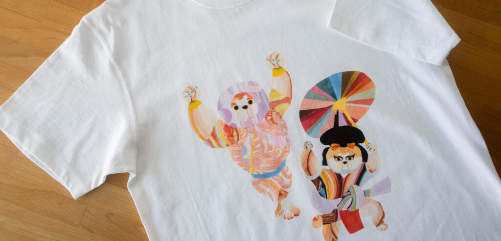 踊る秋田犬Tシャツ画像