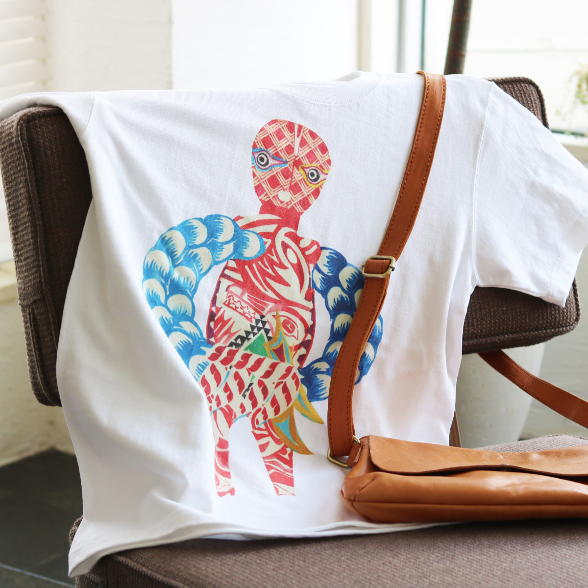 秋田人形道祖神 TシャツTYPE.B 商品画像