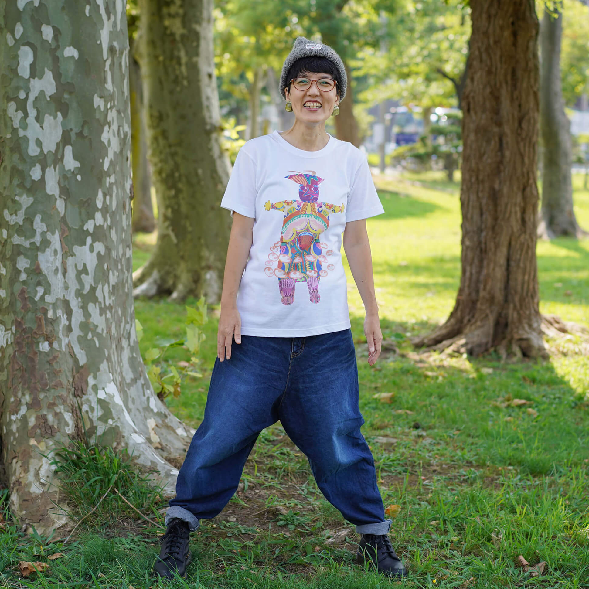 秋田人形道祖神 TシャツTYPE.D 着こなし紹介