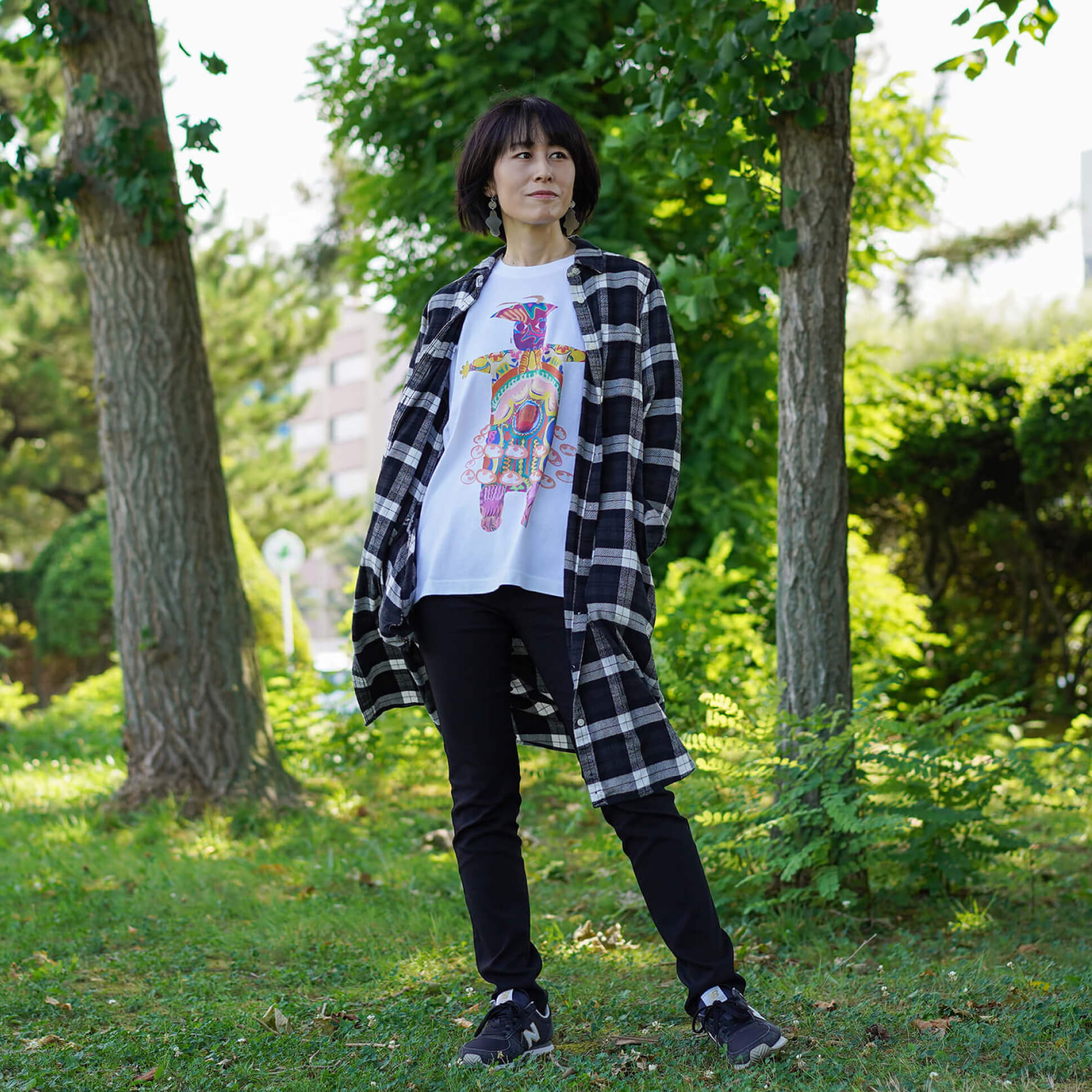秋田人形道祖神 TシャツTYPE.D 着こなし紹介