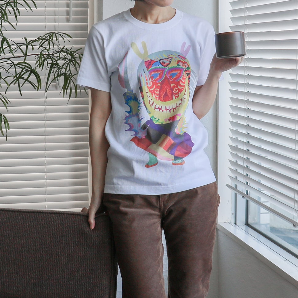 秋田人形道祖神 ナマハゲTシャツ ホワイト Sサイズの着用写真